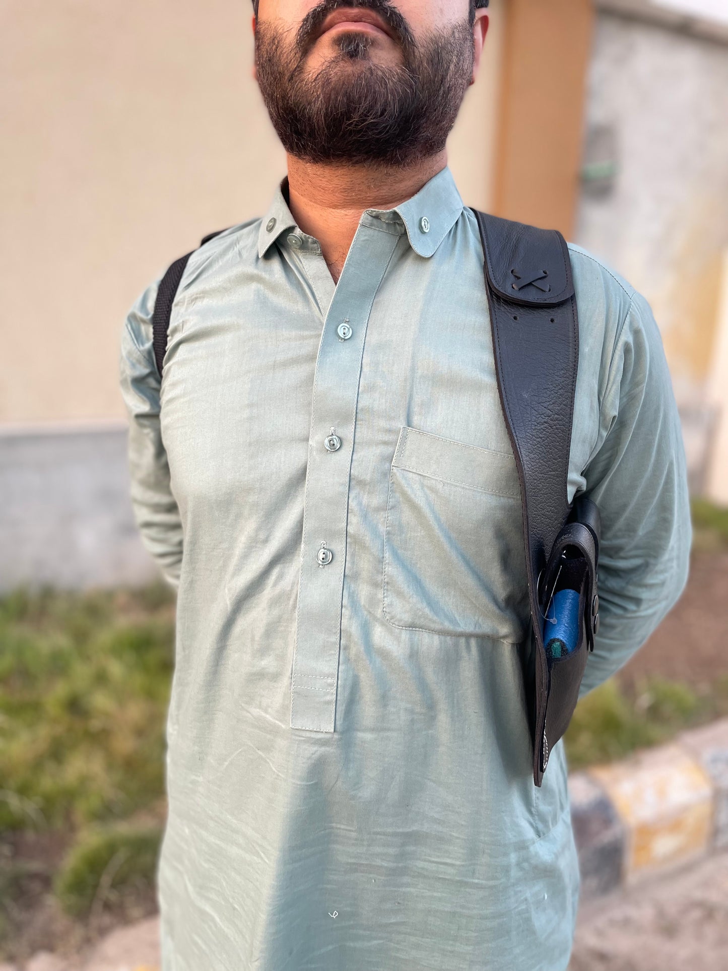 Side shoulder Holster with single magazine