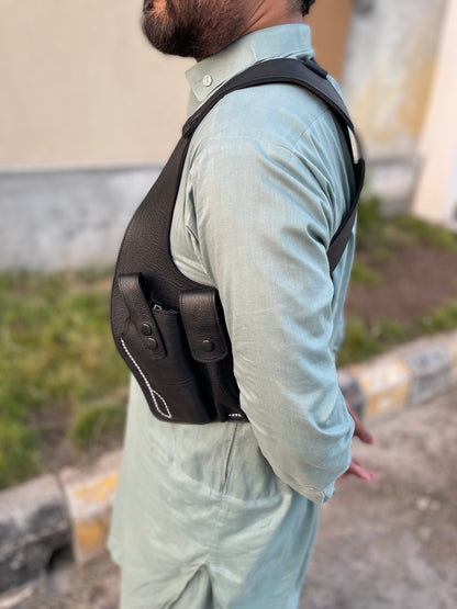 Side shoulder Holster with single magazine