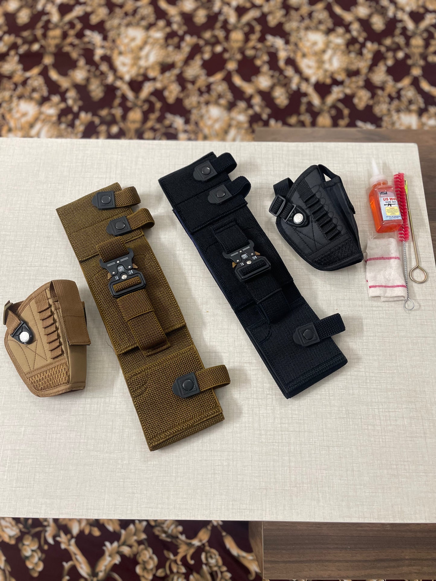 3 in 1 Deal. 1 x Belly Elastic belt,1 x Parachute clipper,1x cleaning kit
