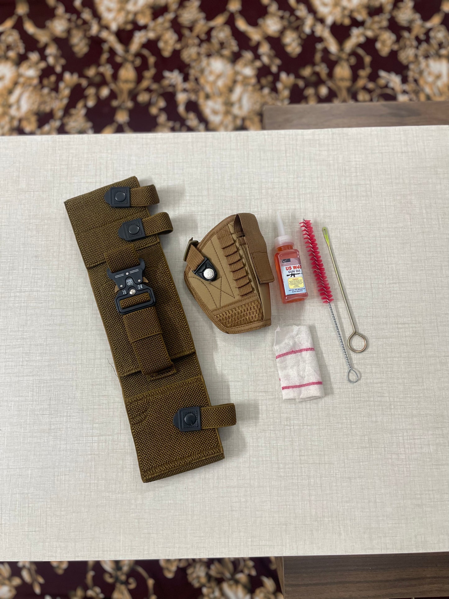 3 in 1 Deal. 1 x Belly Elastic belt,1 x Parachute clipper,1x cleaning kit
