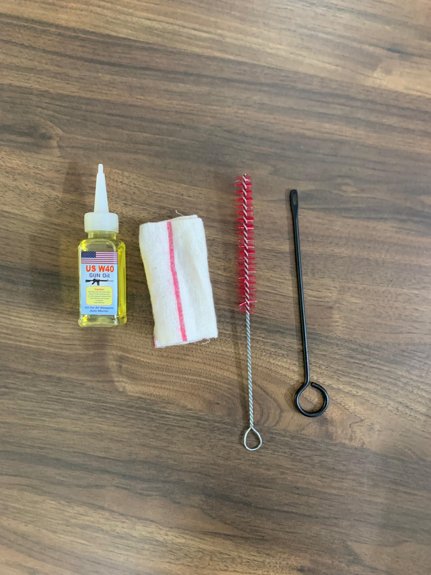 3 in 1 deal, 1x Black round belly belt, 1x leather iwb/owb clipper, 1x cleaning kit